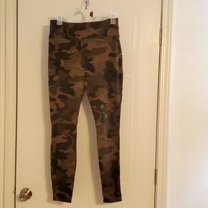 Wildfable Camouflage Leggings